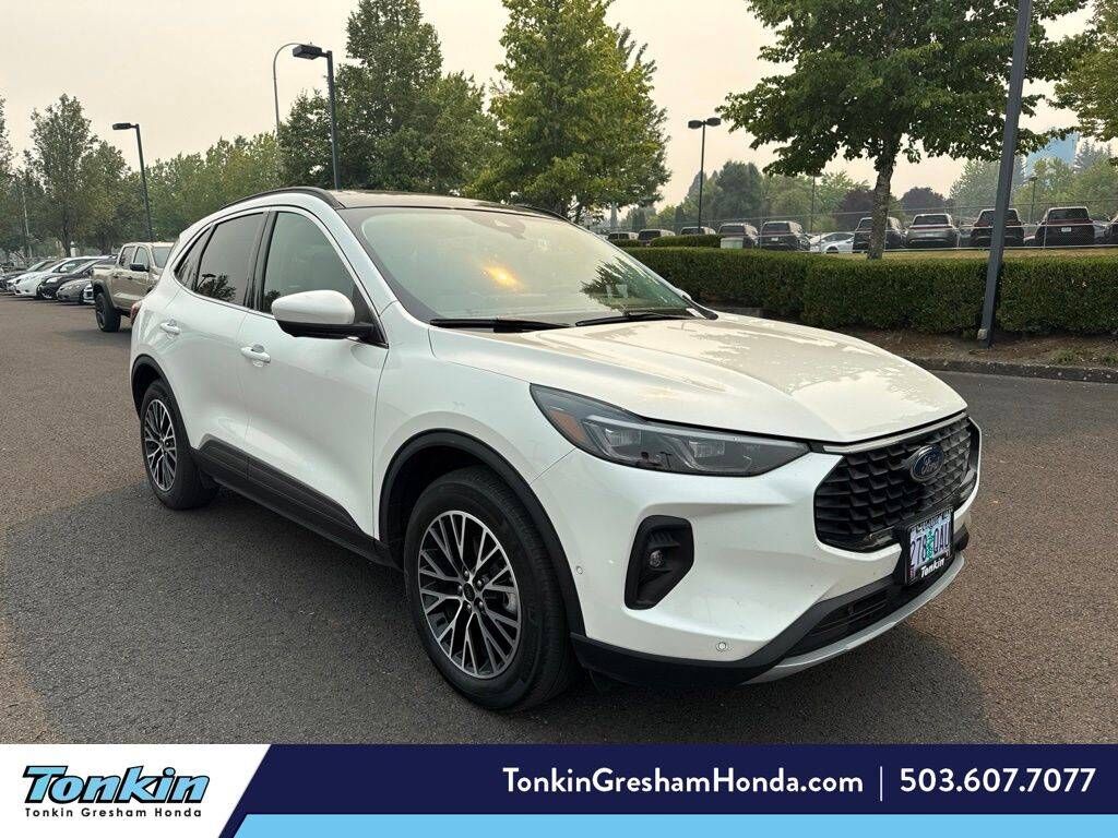 2023 FORD Escape