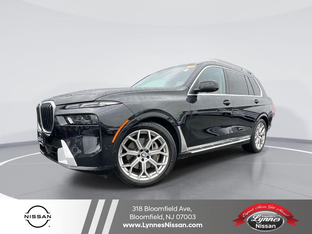 2023 BMW X7