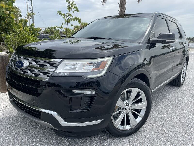 2019 FORD Explorer