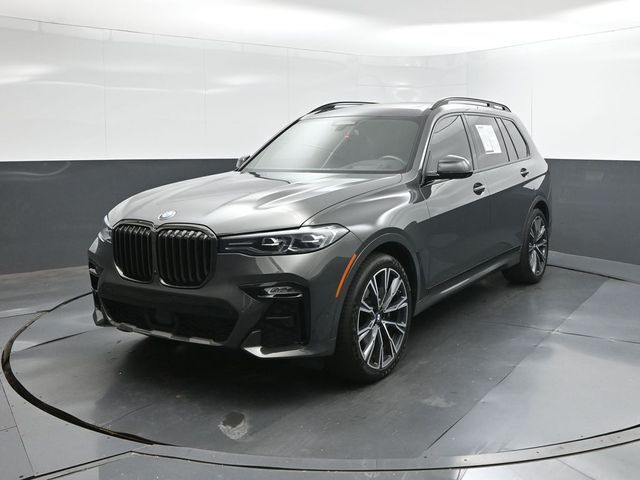 2022 BMW X7
