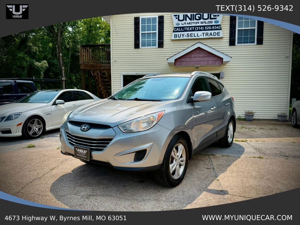 2012 HYUNDAI Tucson