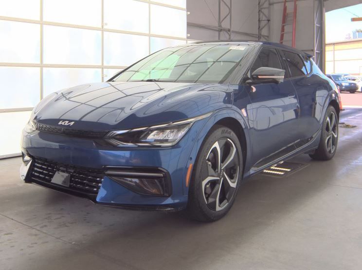 2023 KIA EV6