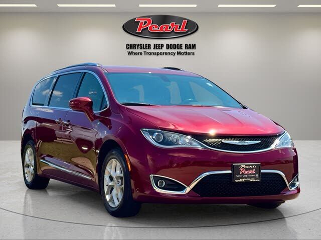 2020 CHRYSLER Pacifica