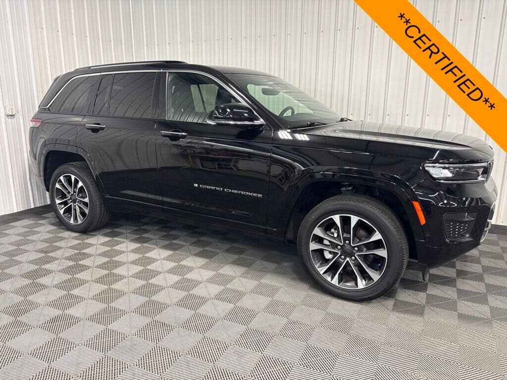 2022 JEEP Grand Cherokee
