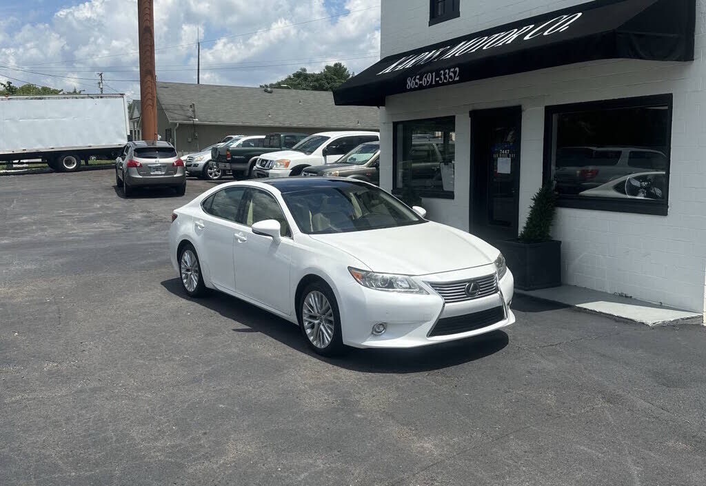 2015 LEXUS ES