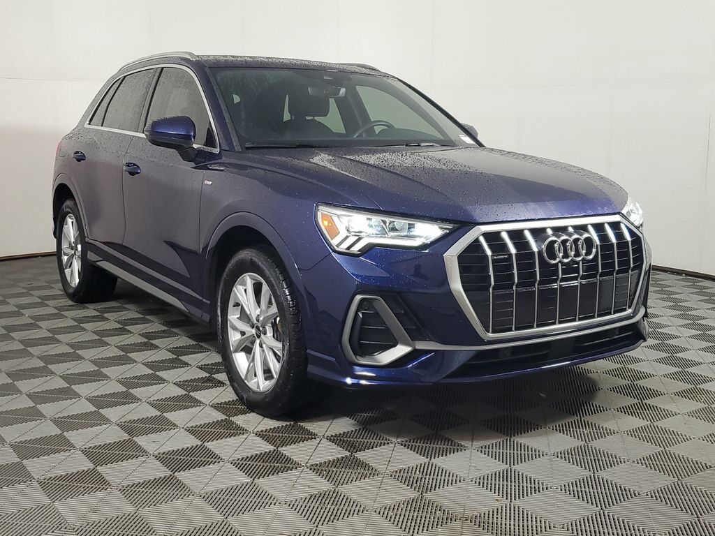 2022 AUDI Q3