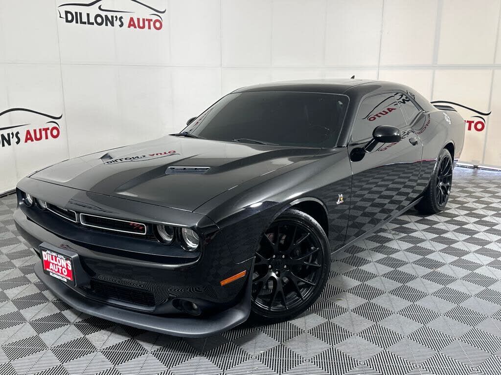 2016 DODGE Challenger