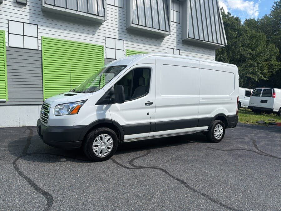 2018 FORD Transit