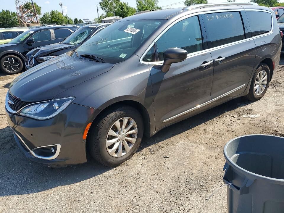 2018 CHRYSLER Pacifica