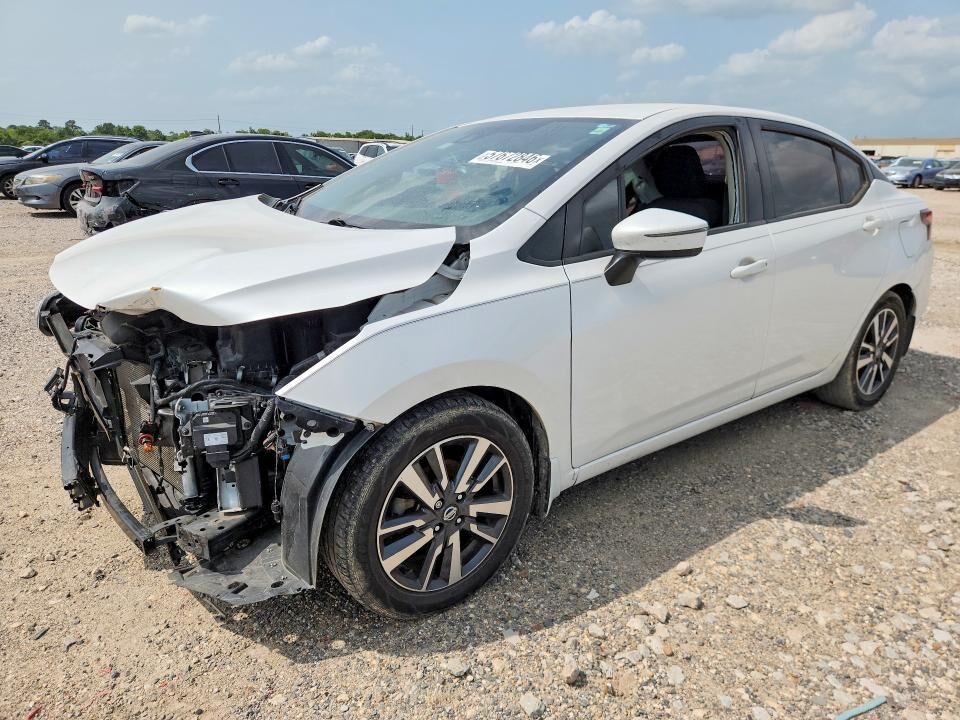 2021 NISSAN Versa