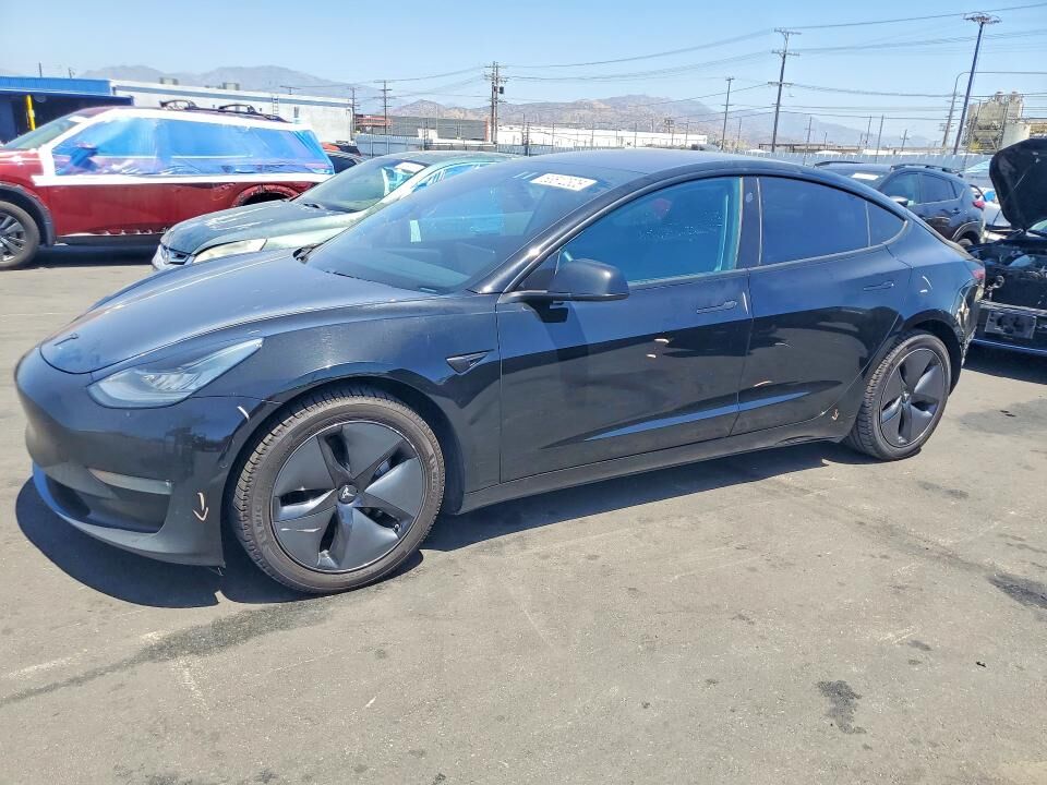 2018 TESLA Model 3