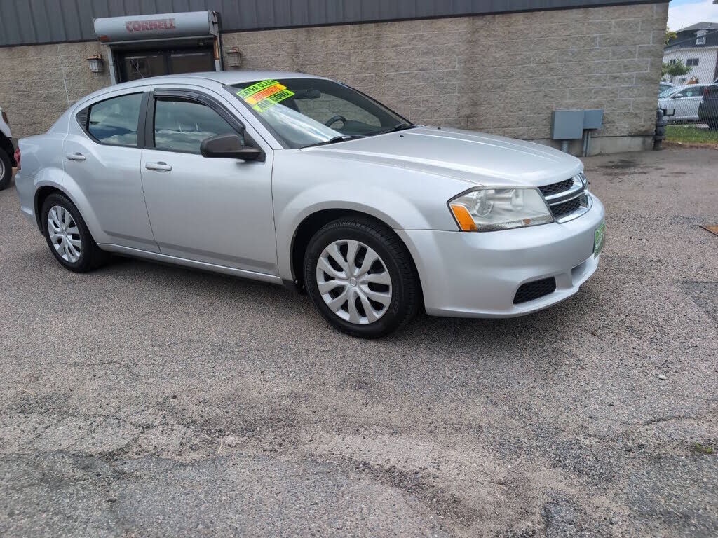 2011 DODGE Avenger