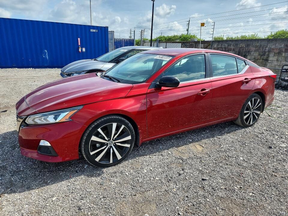 2022 NISSAN Altima