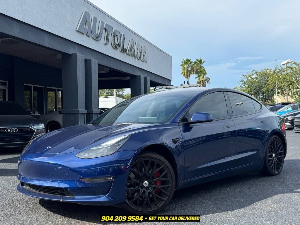 2022 TESLA Model 3
