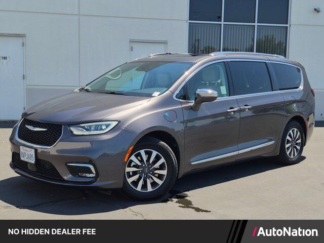 2021 CHRYSLER Pacifica