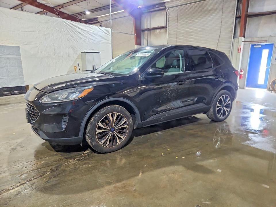 2021 FORD Escape