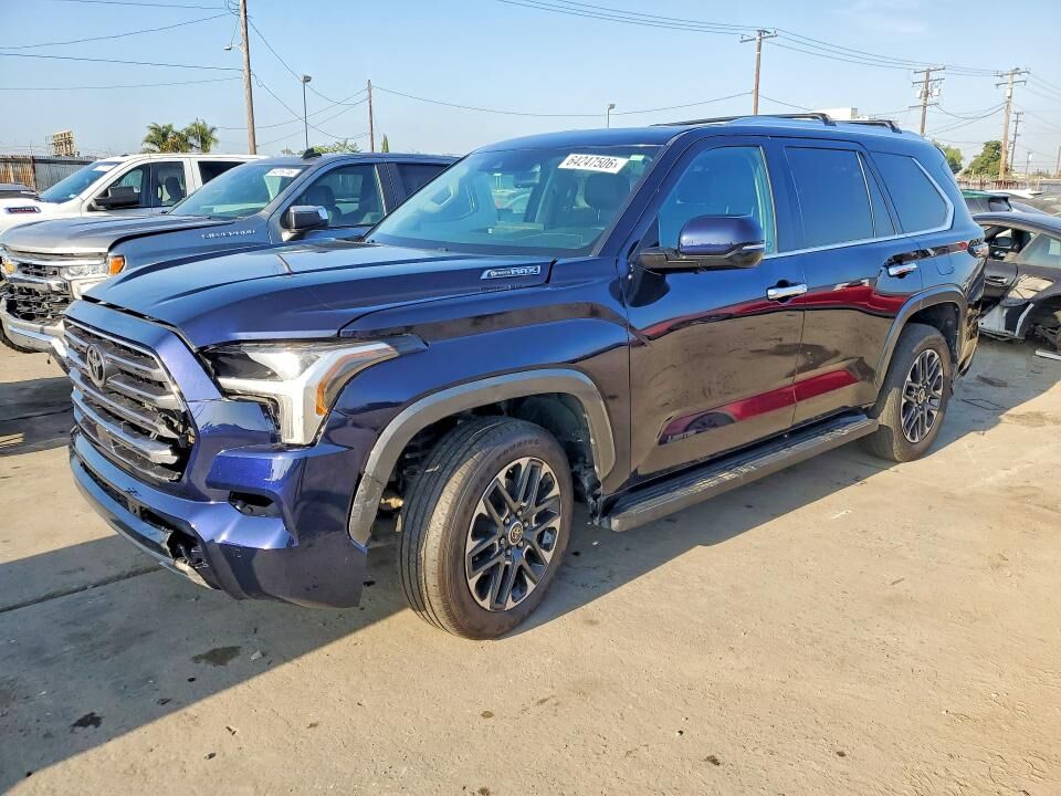 2024 TOYOTA Sequoia