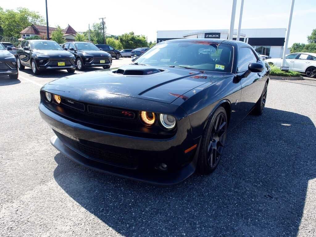 2016 DODGE Challenger