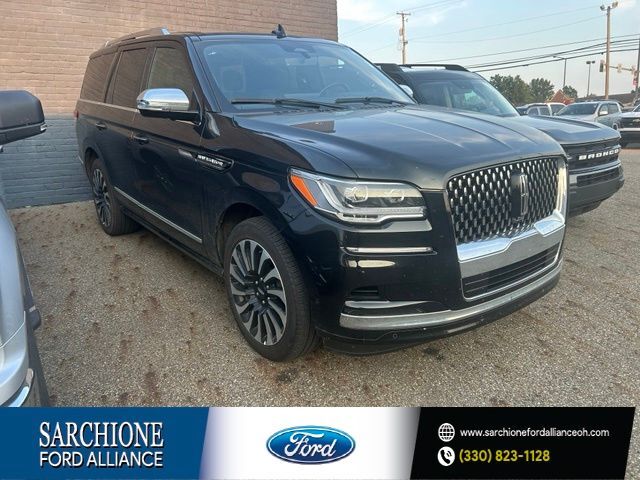 2023 LINCOLN Navigator