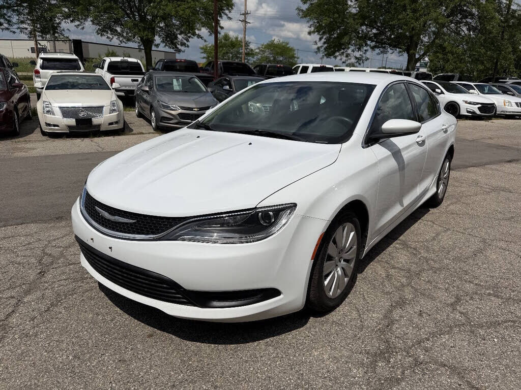 2016 CHRYSLER 200