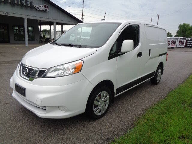 2018 NISSAN NV200
