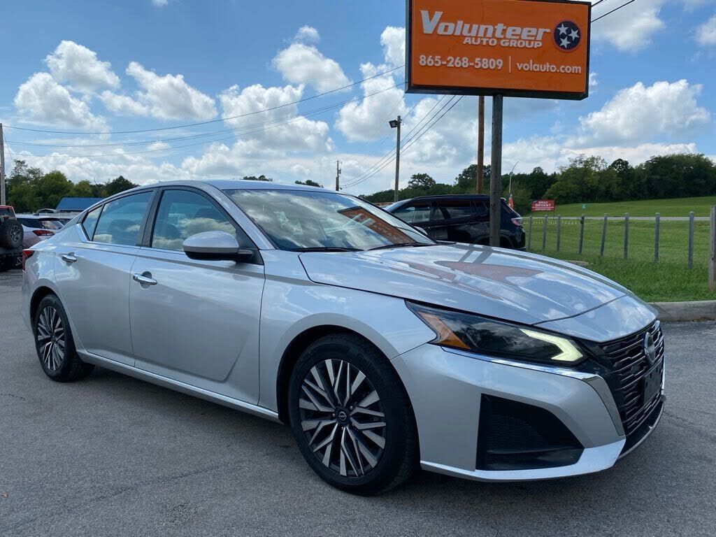 2023 NISSAN Altima