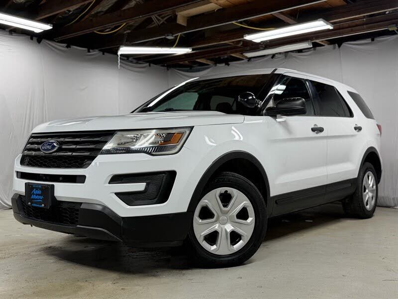 2017 FORD Explorer