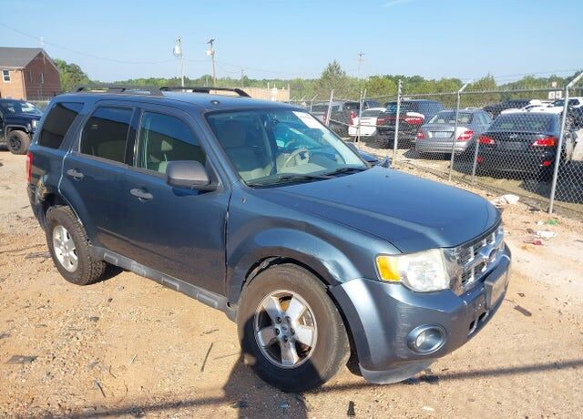 2011 FORD Escape