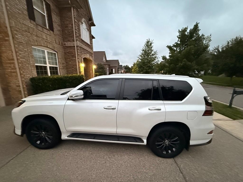 2023 LEXUS GX