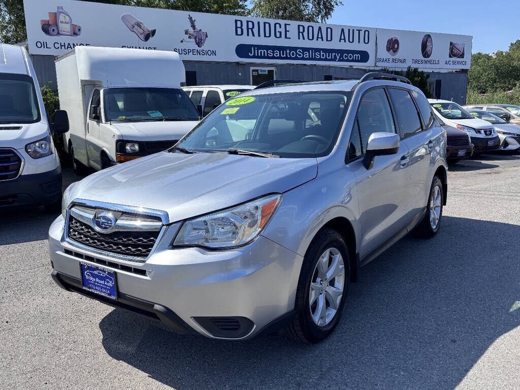 2014 SUBARU Forester