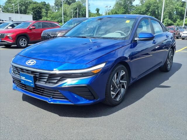 2024 HYUNDAI Elantra
