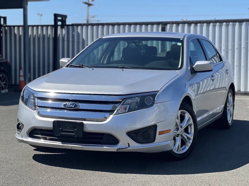 2012 FORD Fusion