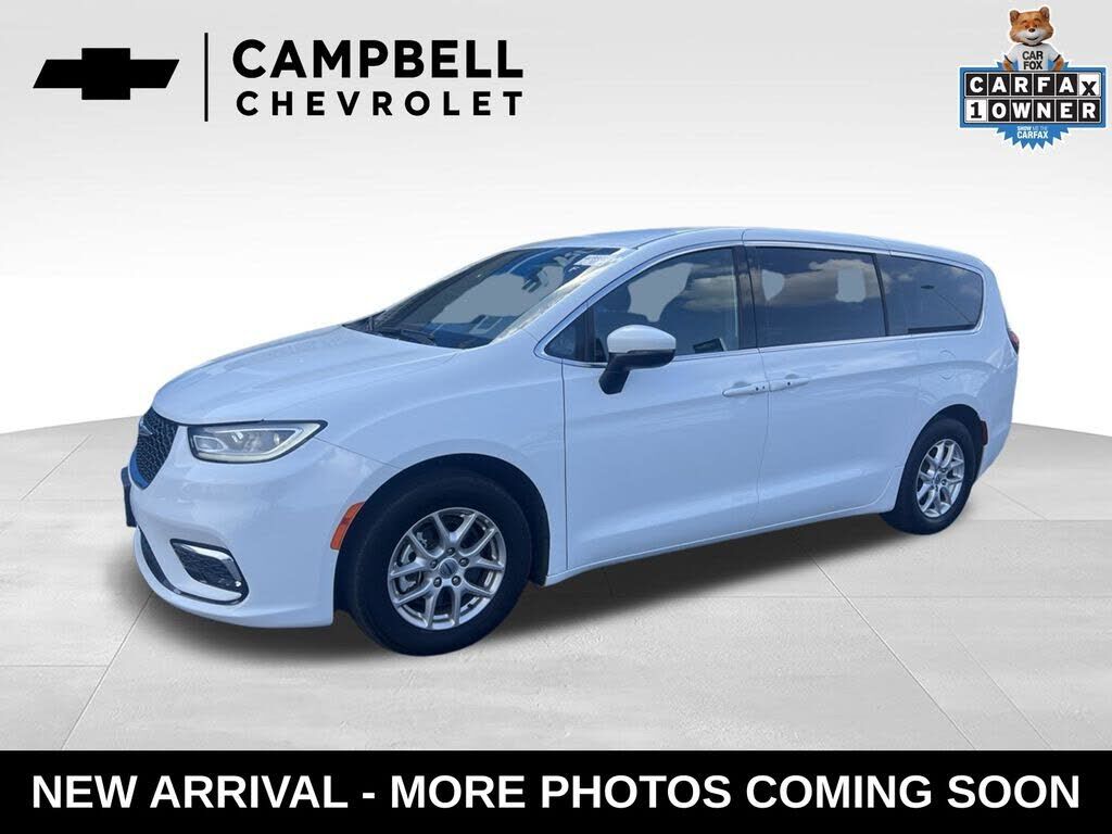 2023 CHRYSLER Pacifica