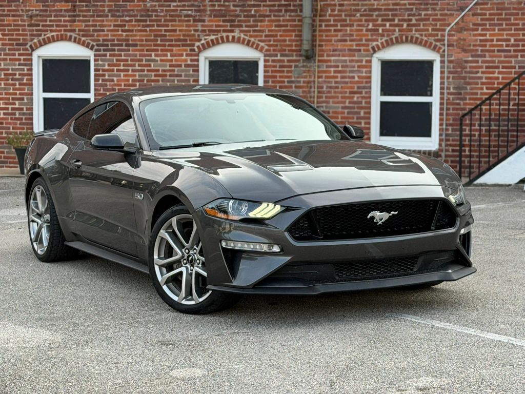 2019 FORD Mustang