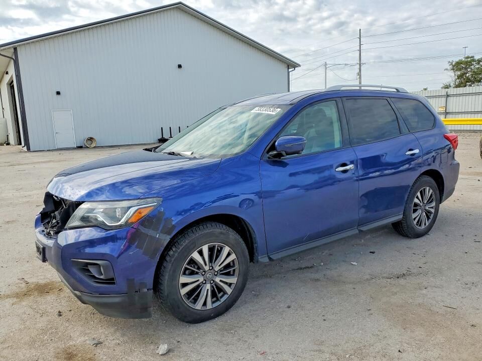2017 NISSAN Pathfinder