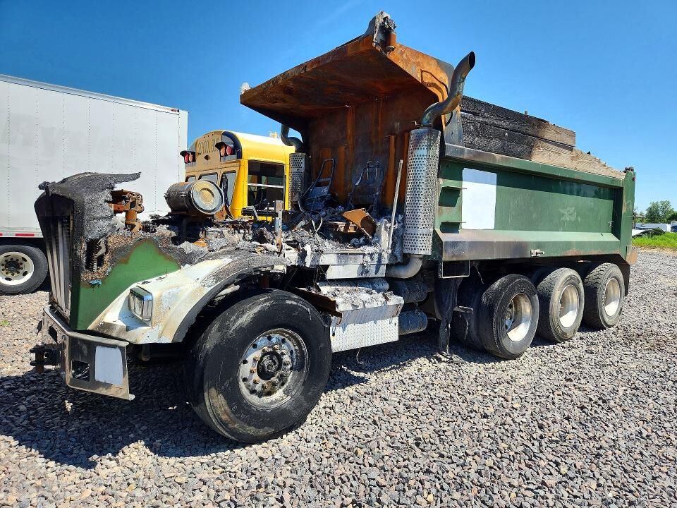 2005 KENWORTH T800