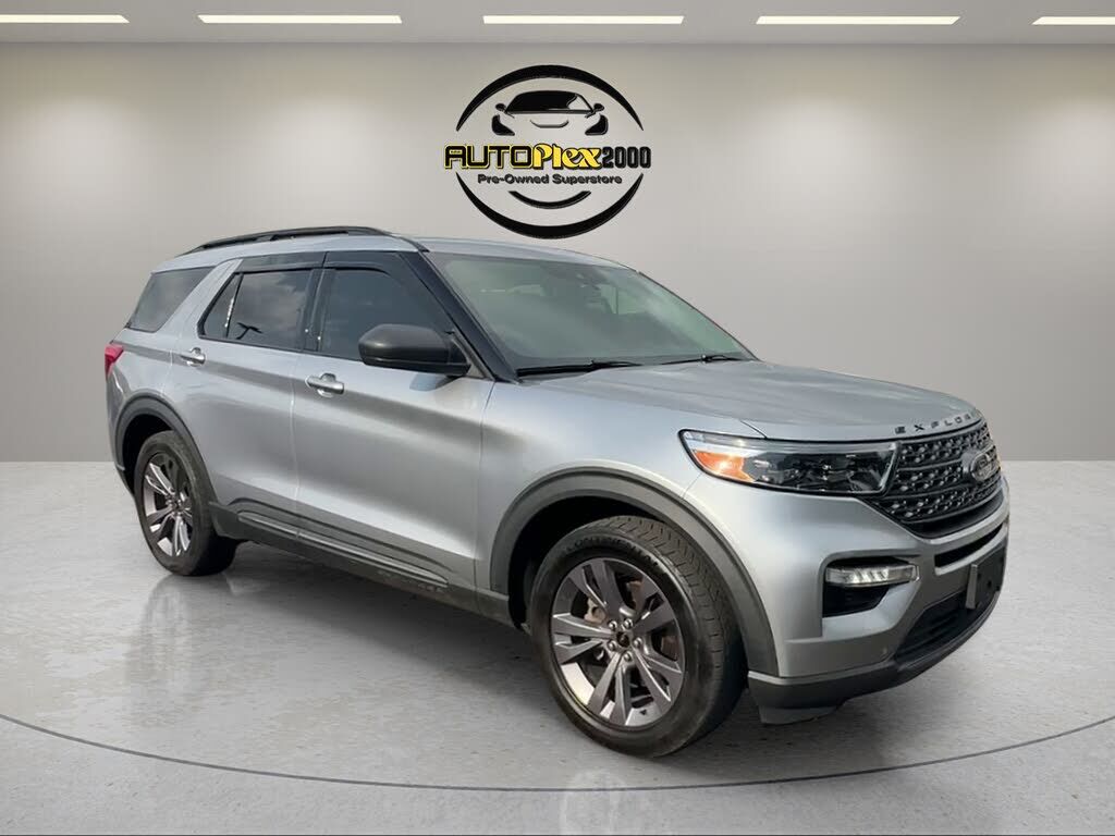 2021 FORD Explorer