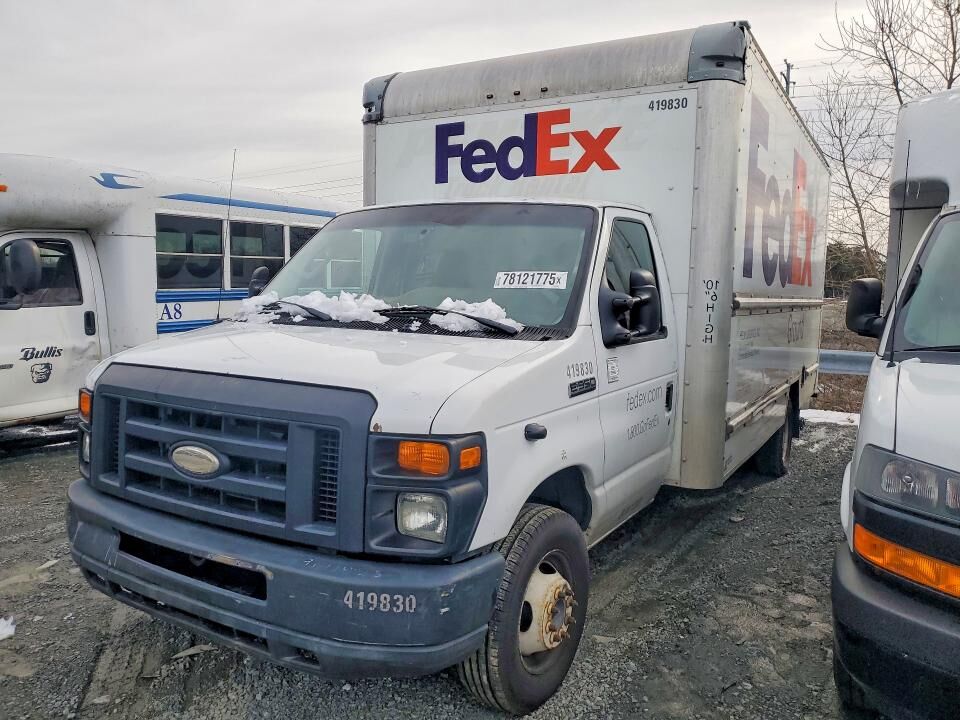 2015 FORD E-350