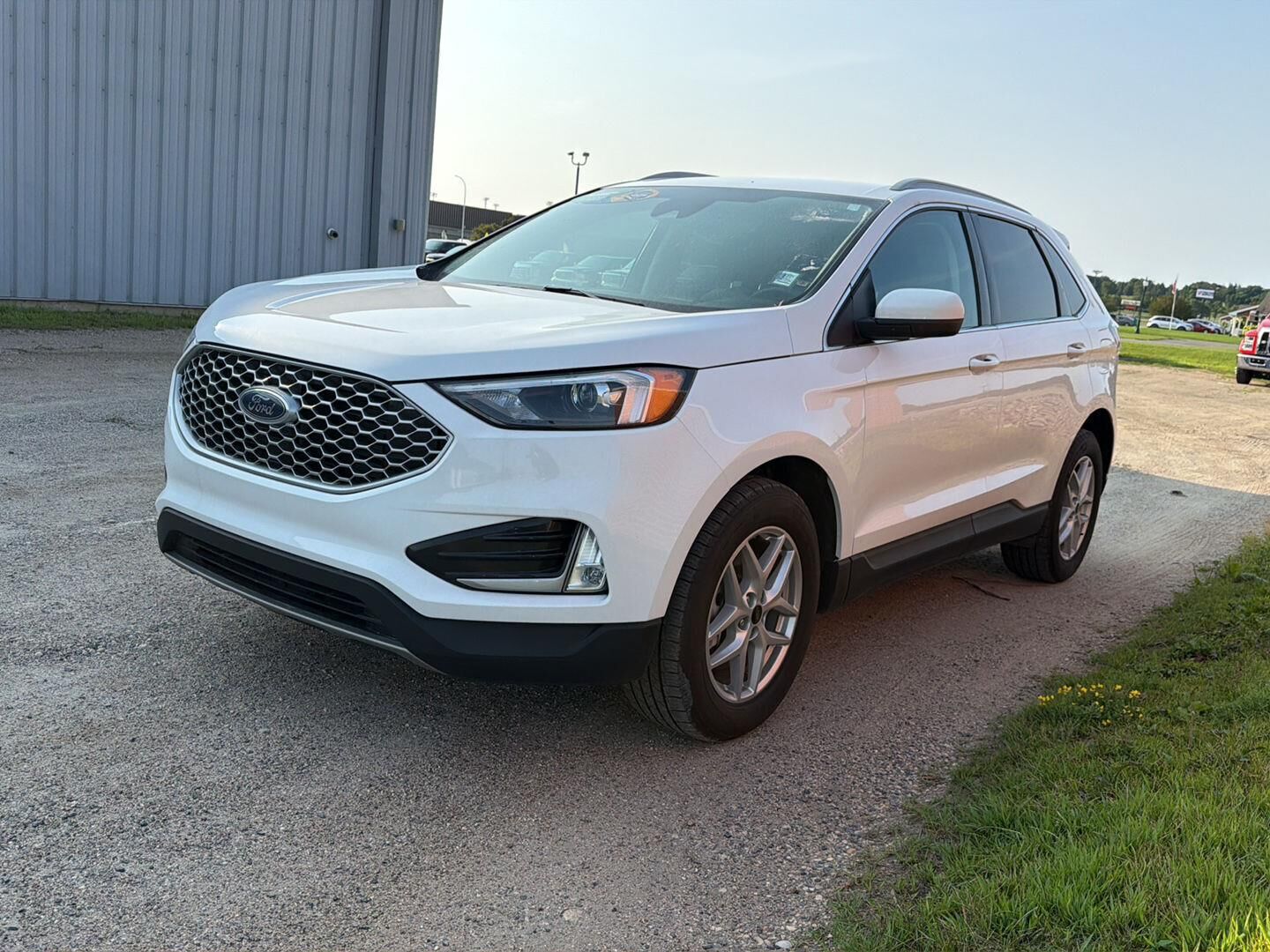2023 FORD Edge