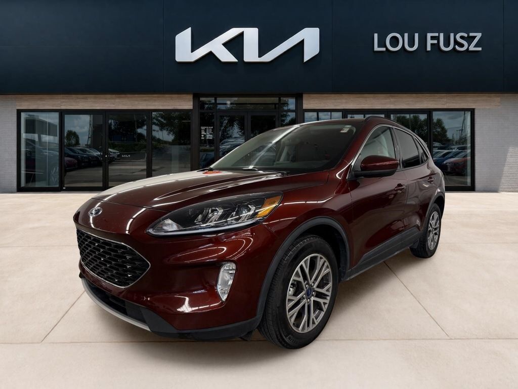 2021 FORD Escape