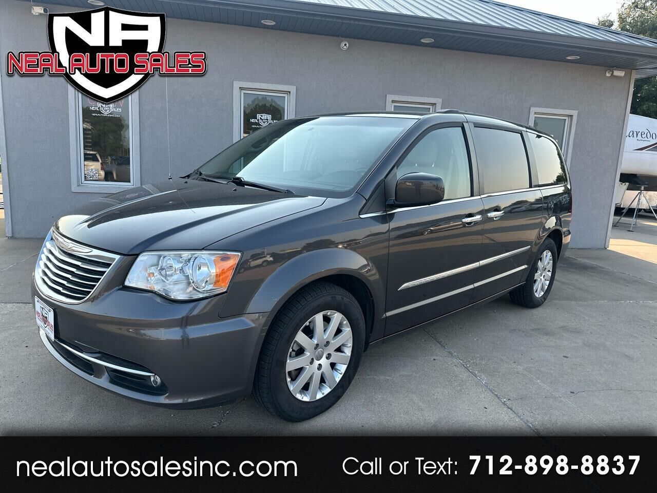 2015 CHRYSLER Town and Country