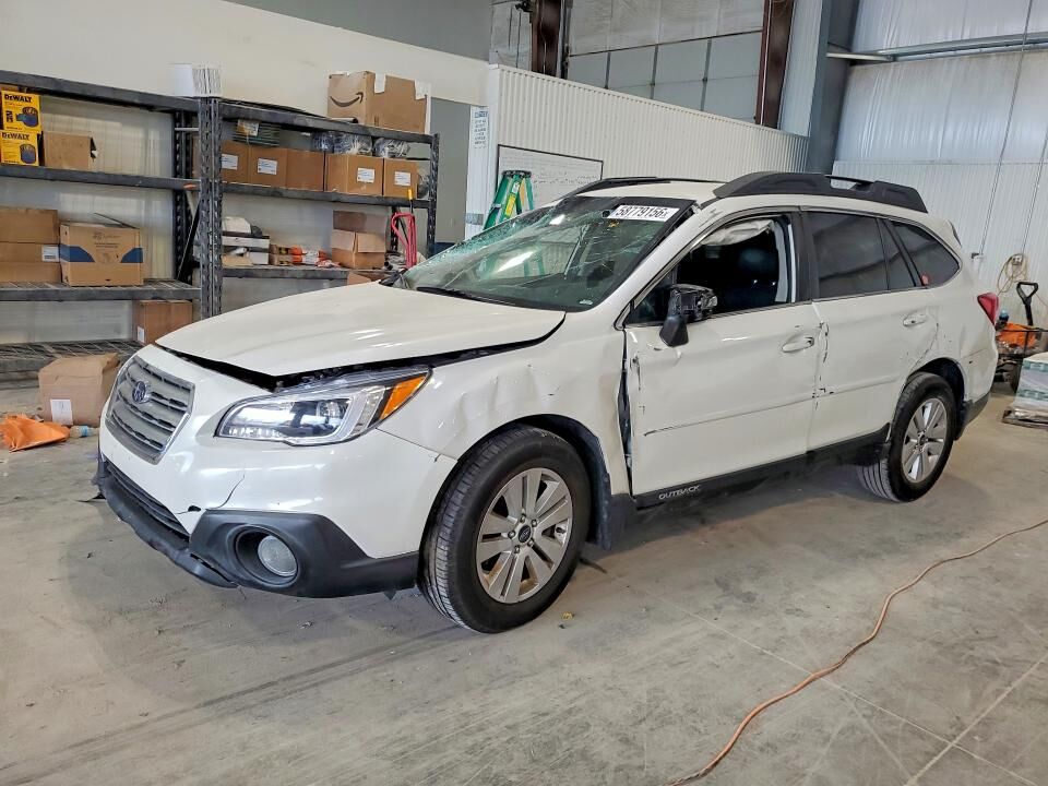 2016 SUBARU Outback