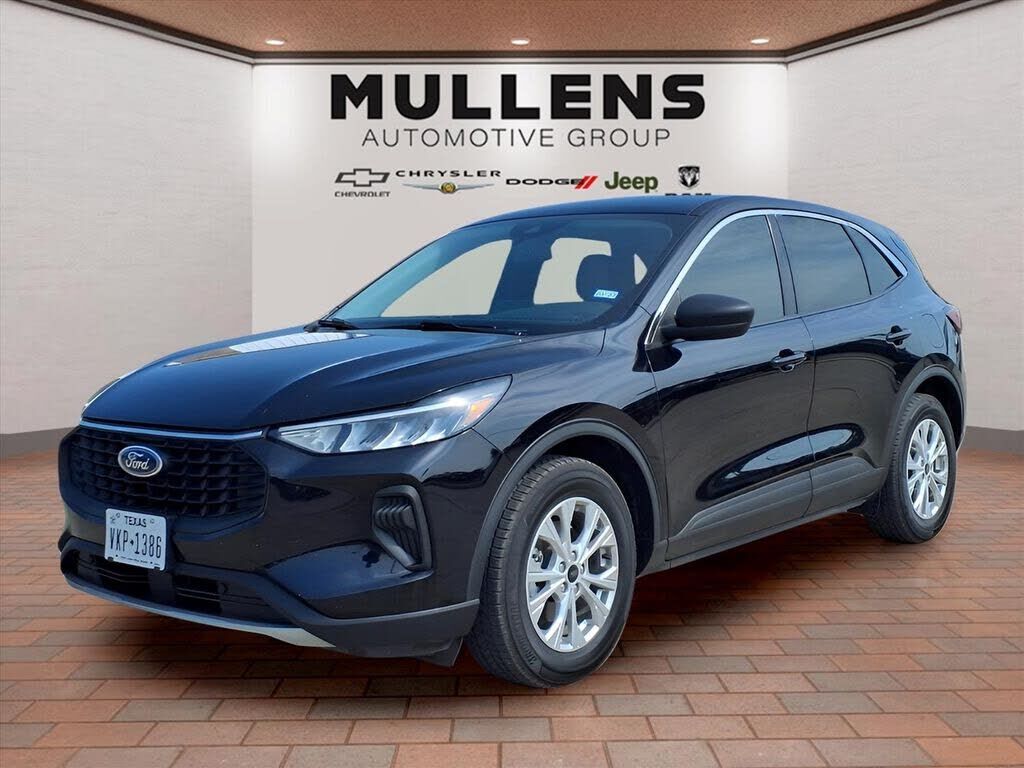 2024 FORD Escape