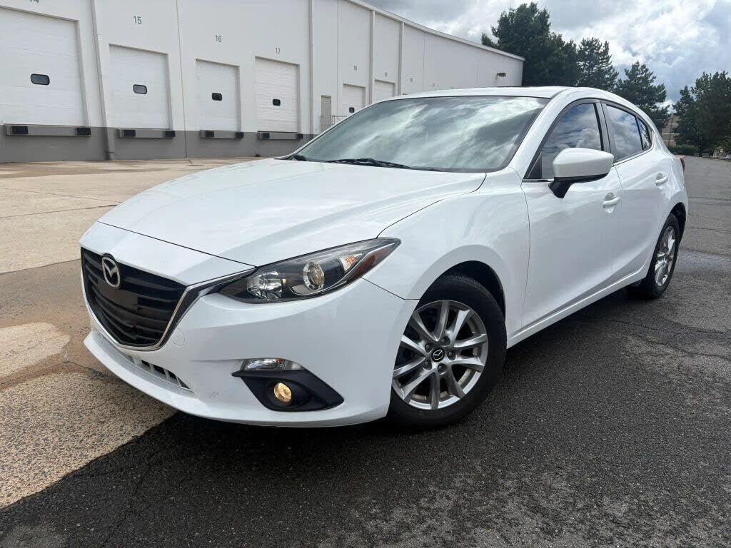 2016 MAZDA Mazda3