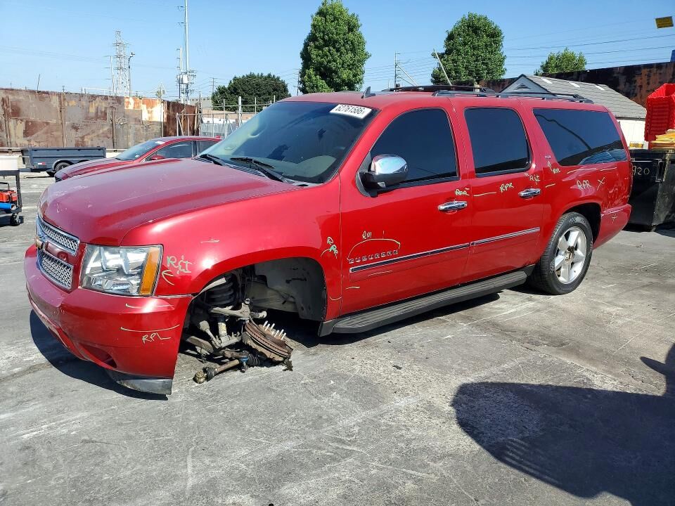 2014 CHEVROLET Suburban