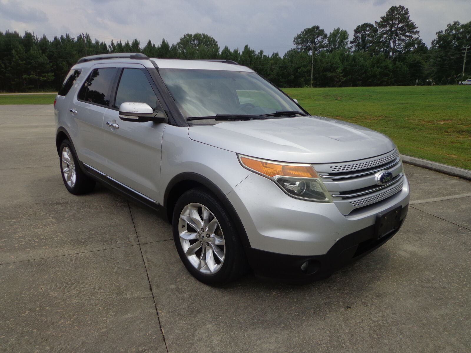 2015 FORD Explorer