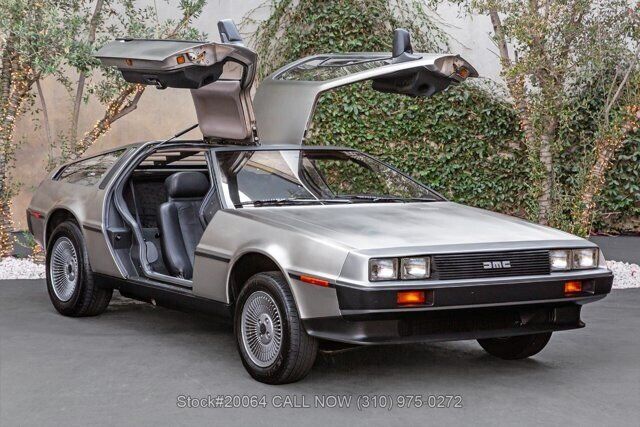 1981 DELOREAN DMC-12