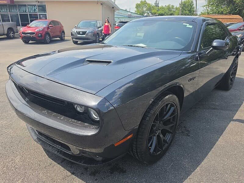 2016 DODGE Challenger