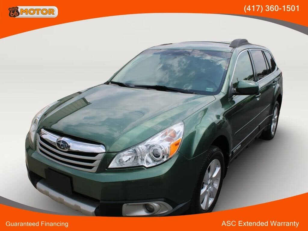 2012 SUBARU Outback