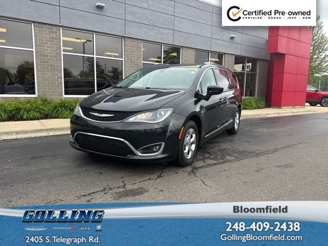 2017 CHRYSLER Pacifica
